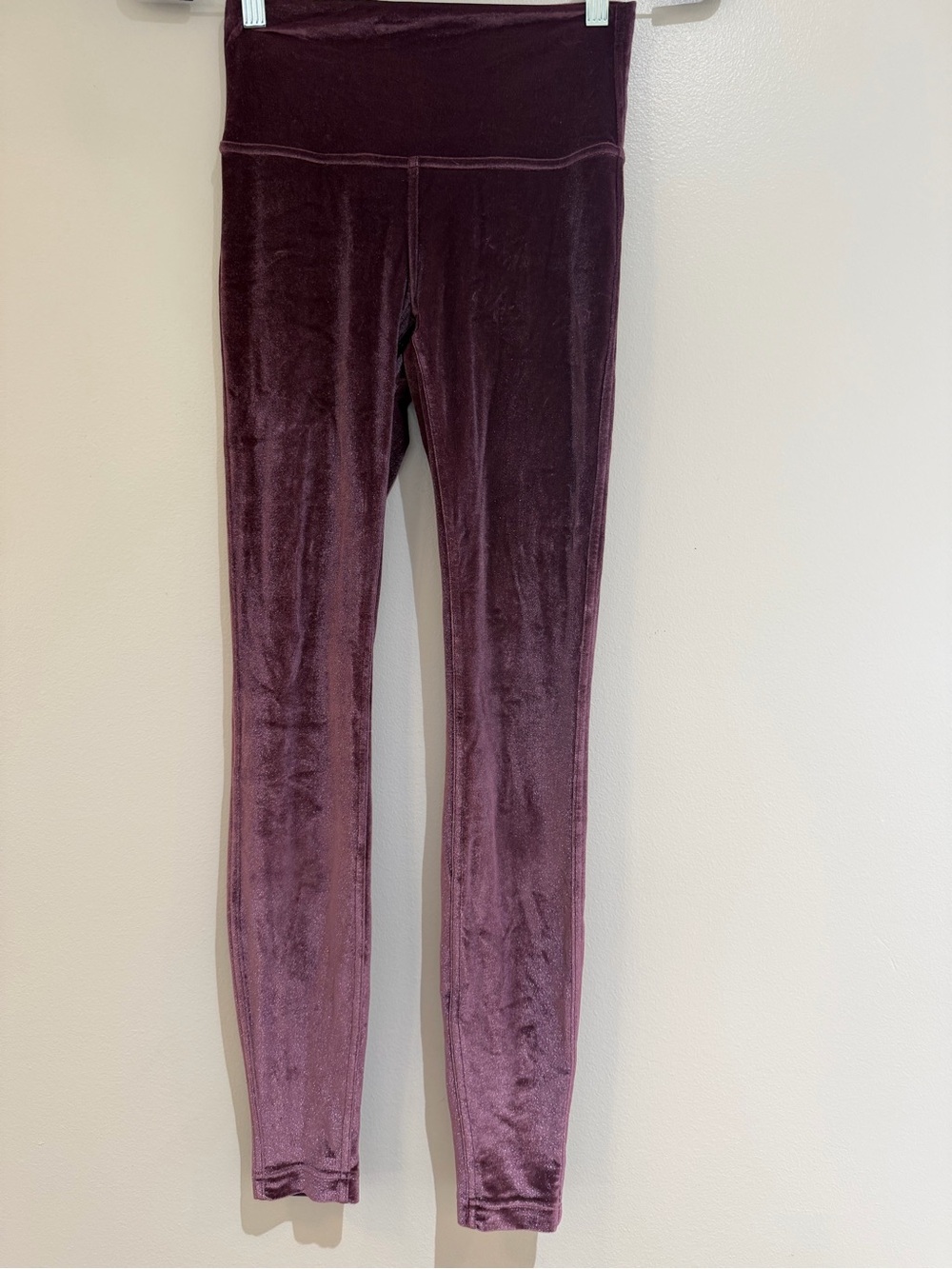 lululemon athletica Velvet High-Rise Leggings in Garnet limited Edition Size 4 - Picture 2 of 8
